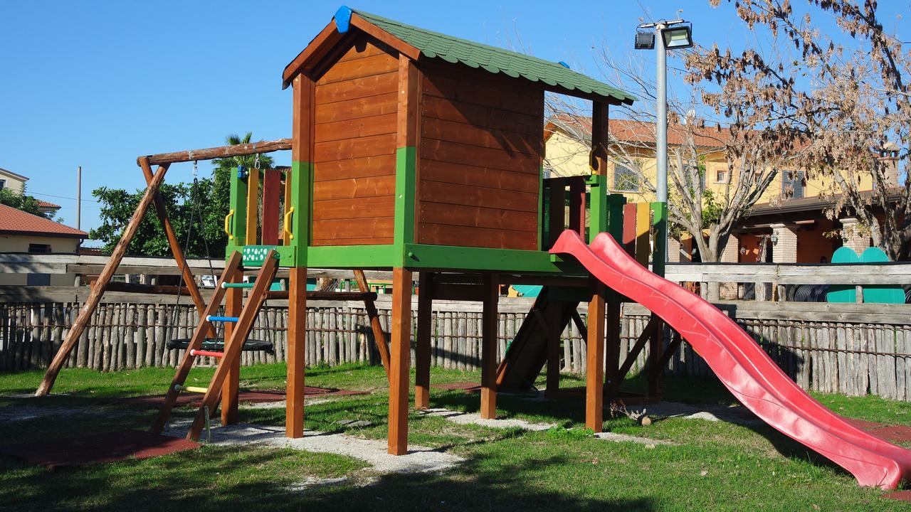 Agriturismo Masseria I Risi Guest House Sant'Eufemia Lamezia Ngoại thất bức ảnh