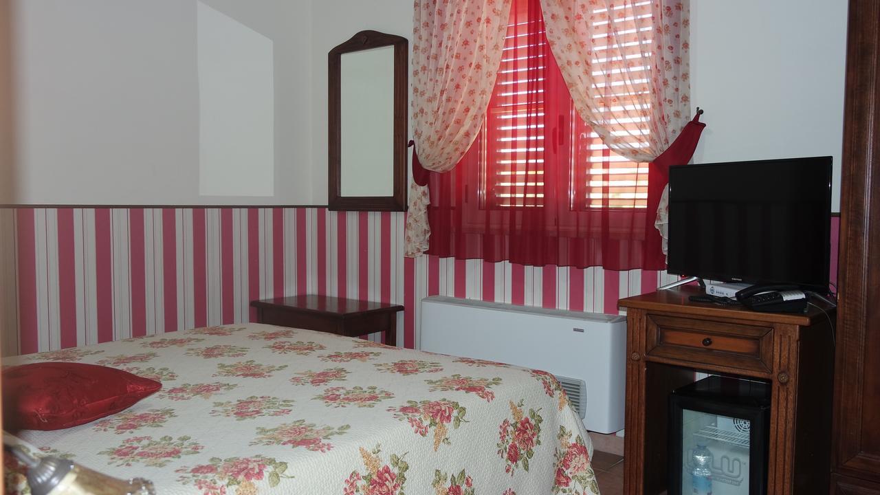 Agriturismo Masseria I Risi Guest House Sant'Eufemia Lamezia Ngoại thất bức ảnh